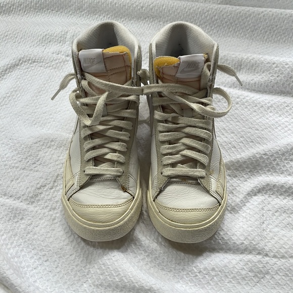 Nike Blazer Mid ‘77 trainers white Size 5 - Picture 4 of 10